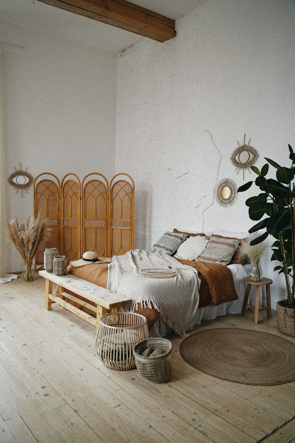 Hanging Dish Rack — Wall-Mounted, Solid Oak
